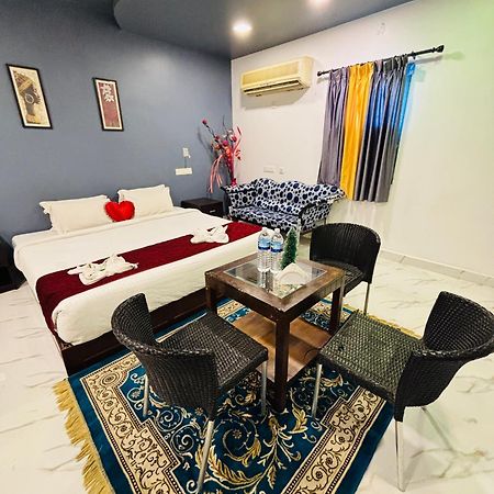 The Elite Beachview Pondicherry Esterno foto