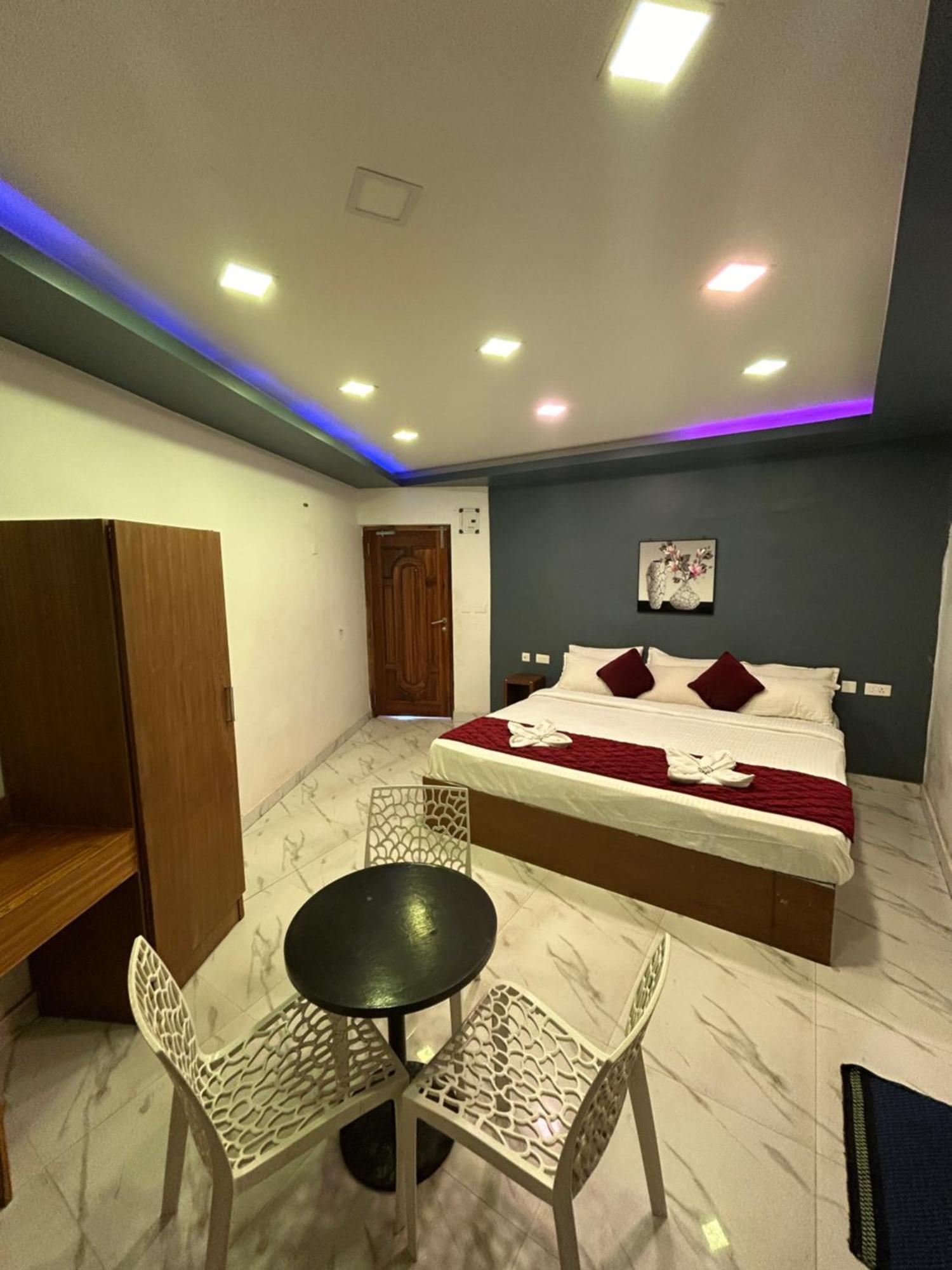The Elite Beachview Pondicherry Esterno foto
