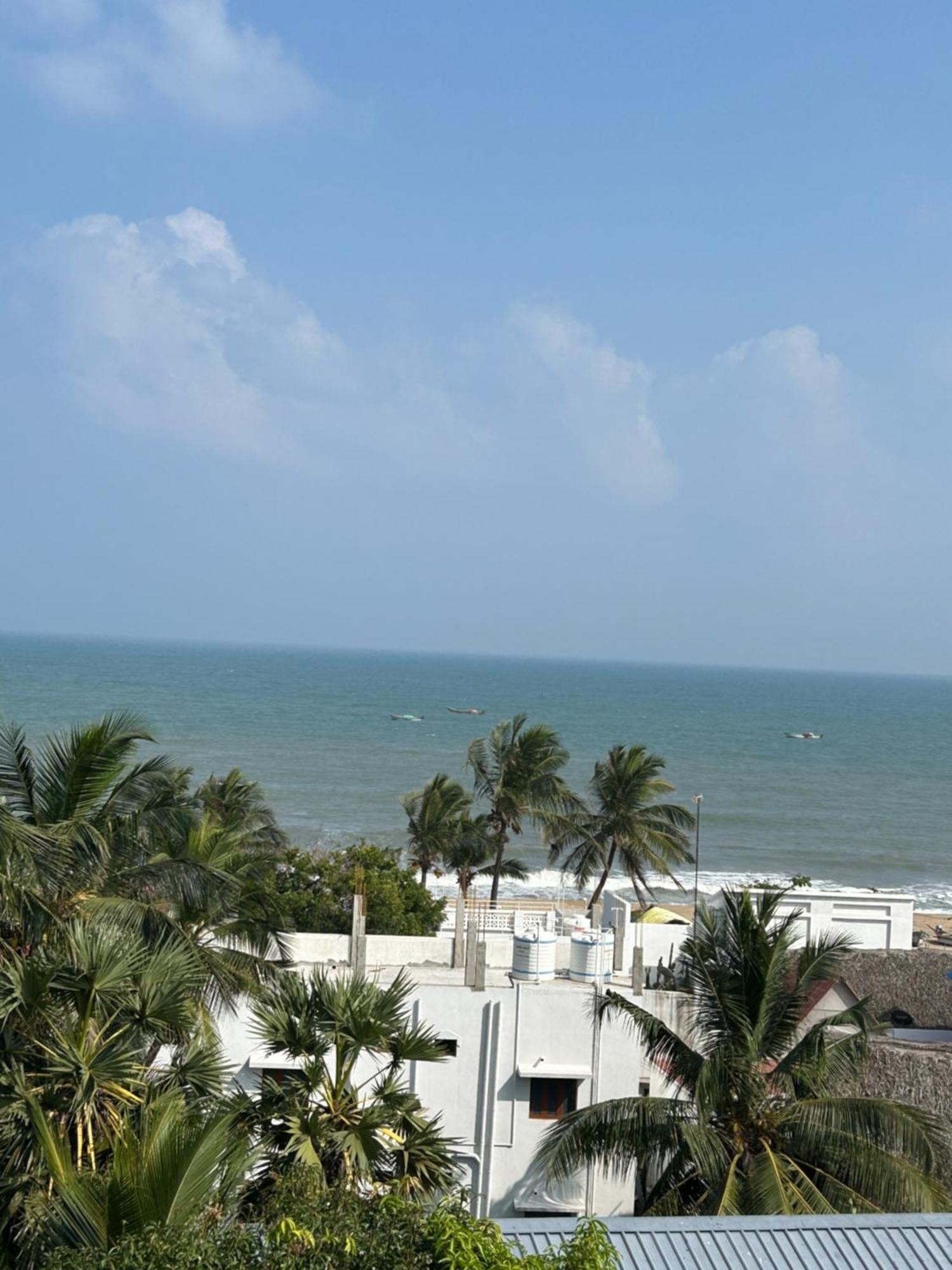 The Elite Beachview Pondicherry Esterno foto