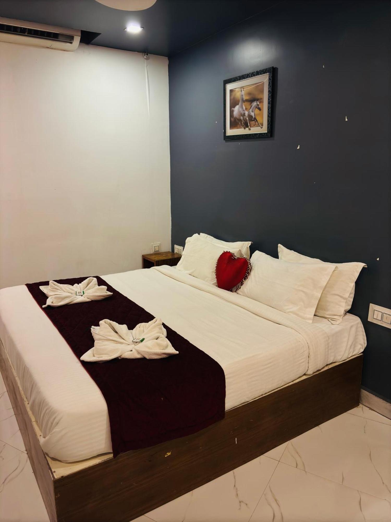 The Elite Beachview Pondicherry Esterno foto