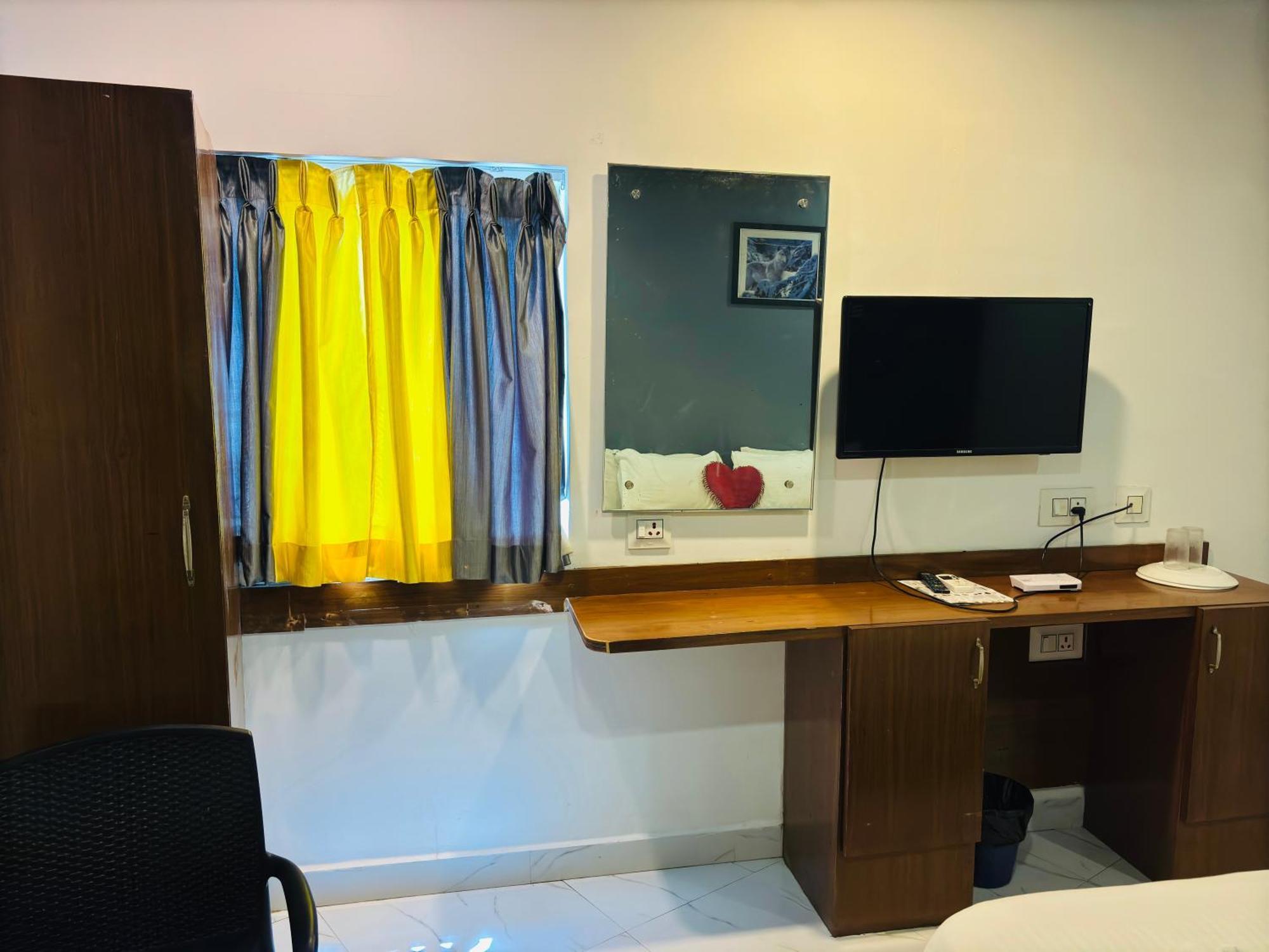 The Elite Beachview Pondicherry Esterno foto