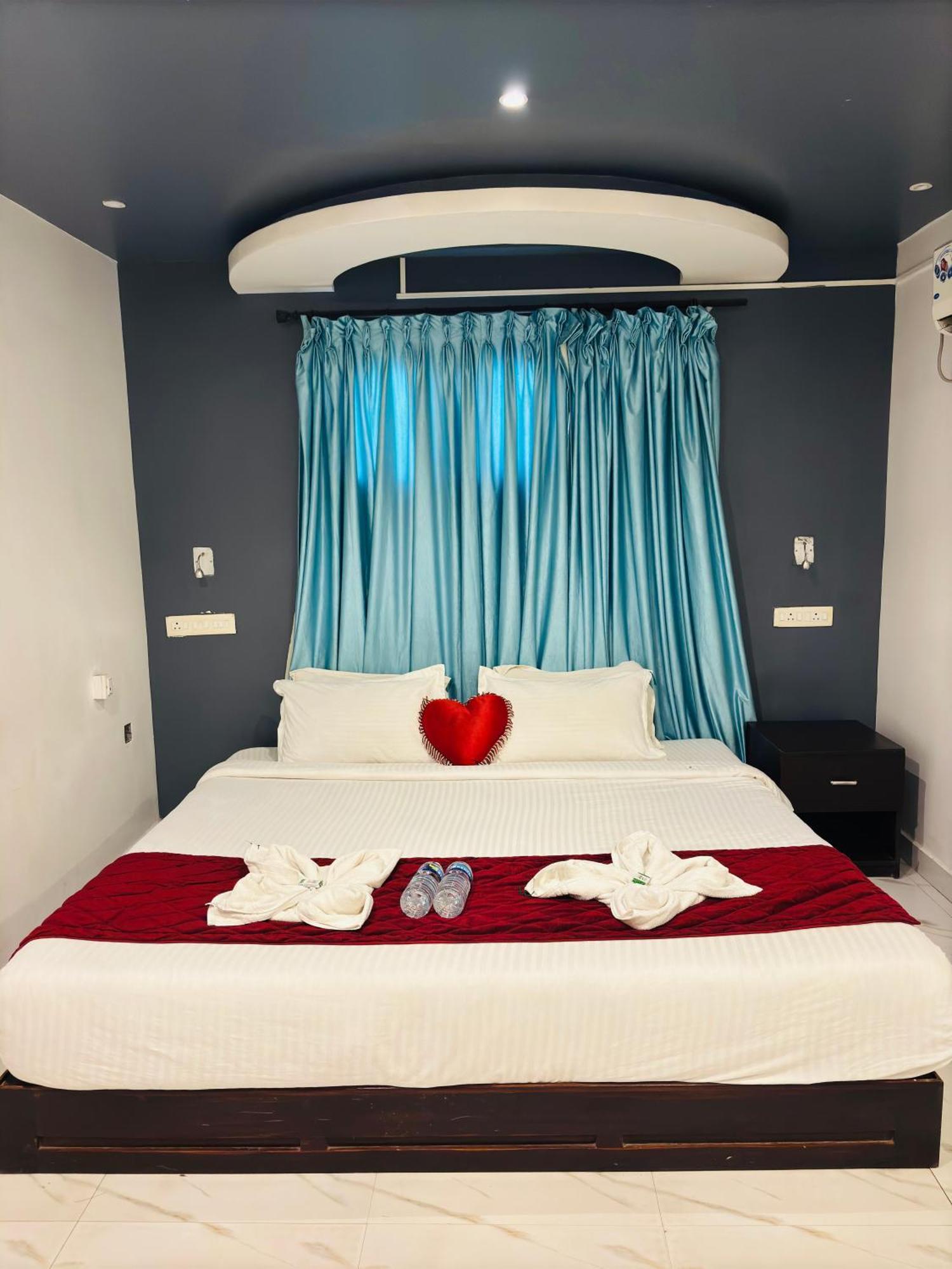 The Elite Beachview Pondicherry Esterno foto