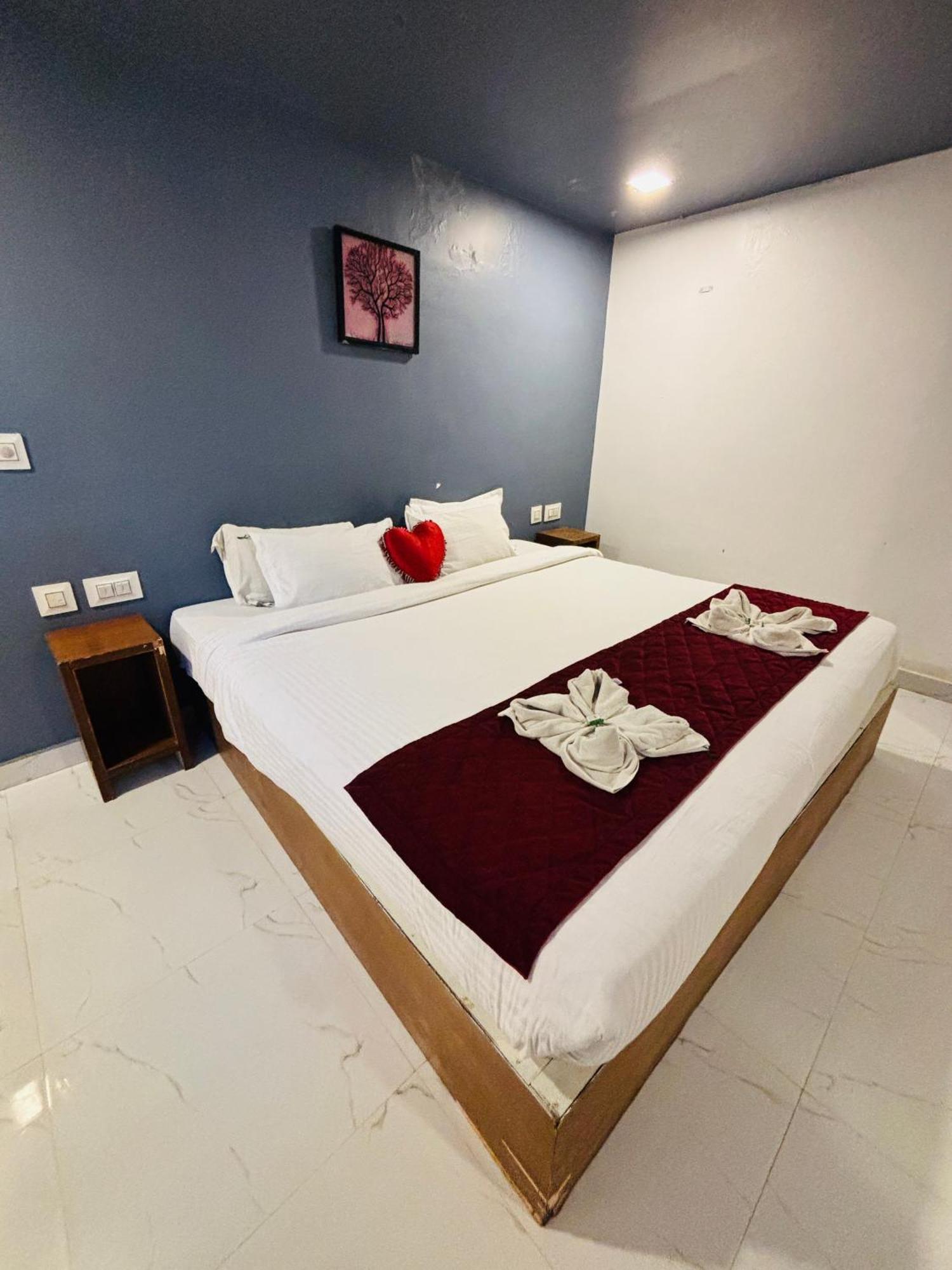 The Elite Beachview Pondicherry Esterno foto
