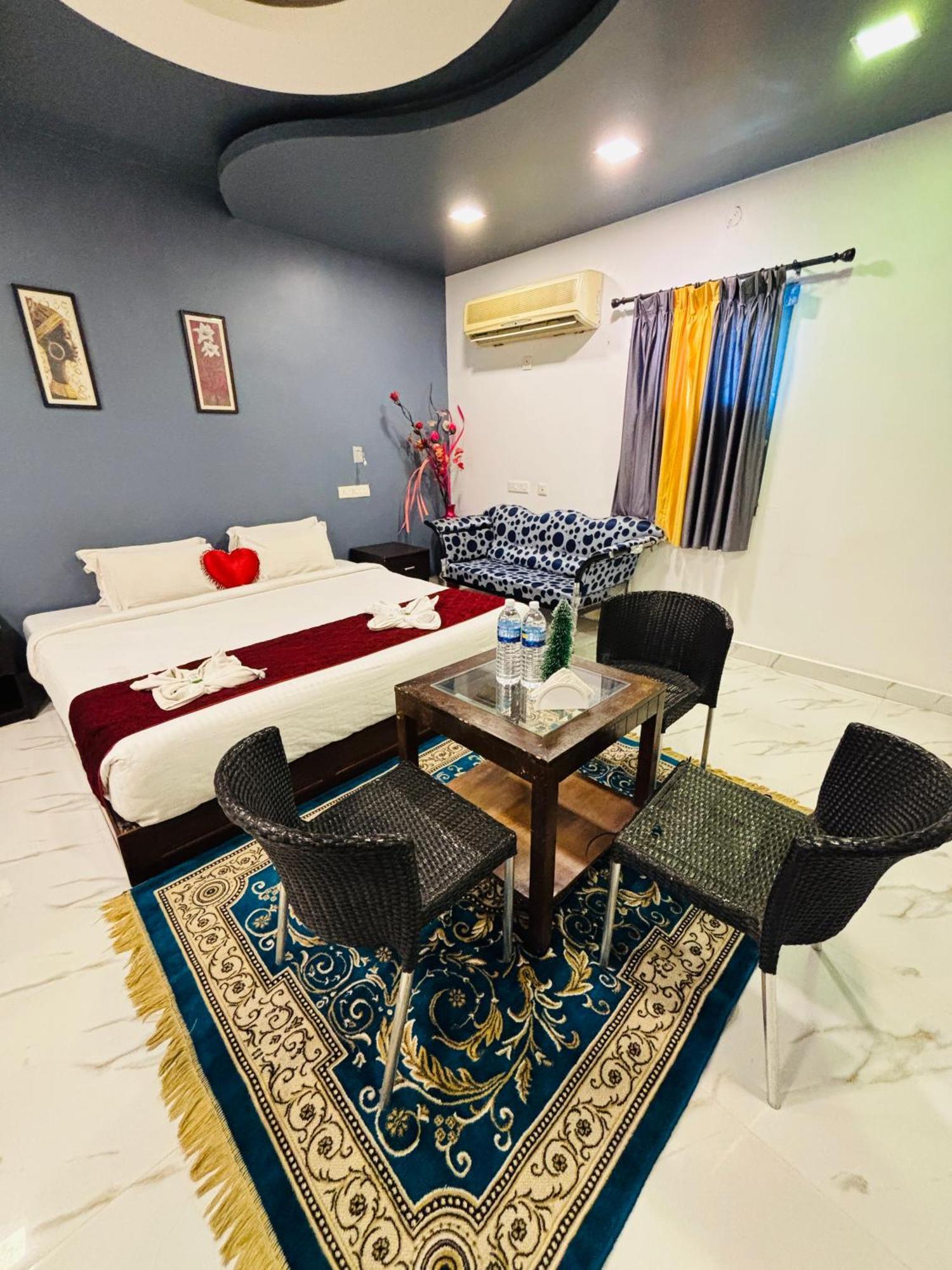 The Elite Beachview Pondicherry Esterno foto