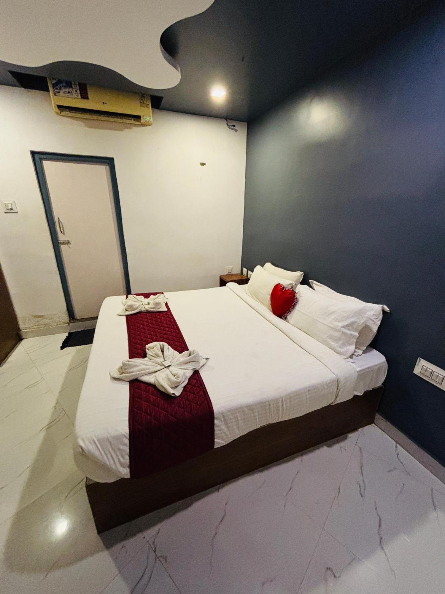 The Elite Beachview Pondicherry Esterno foto