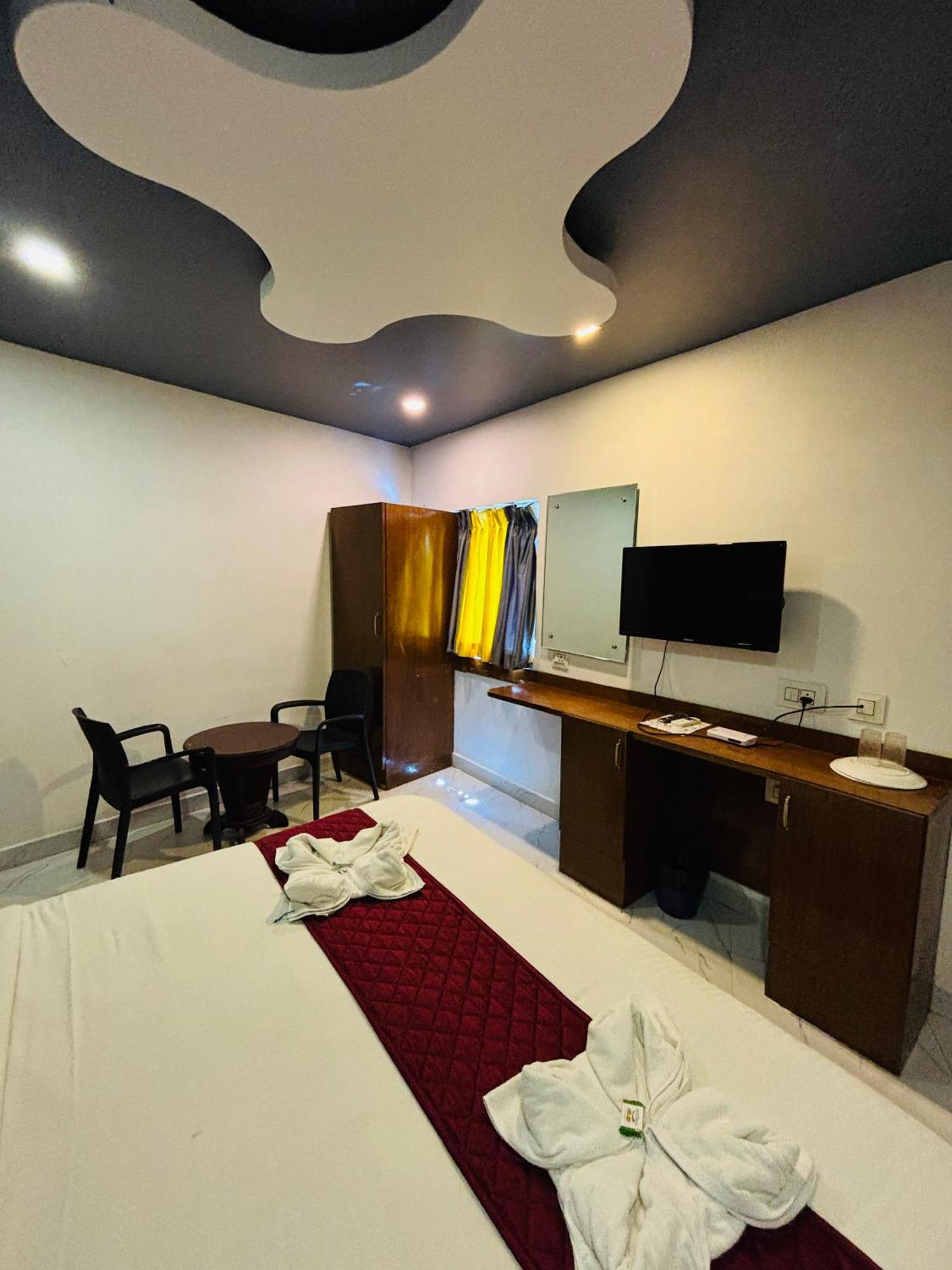 The Elite Beachview Pondicherry Esterno foto