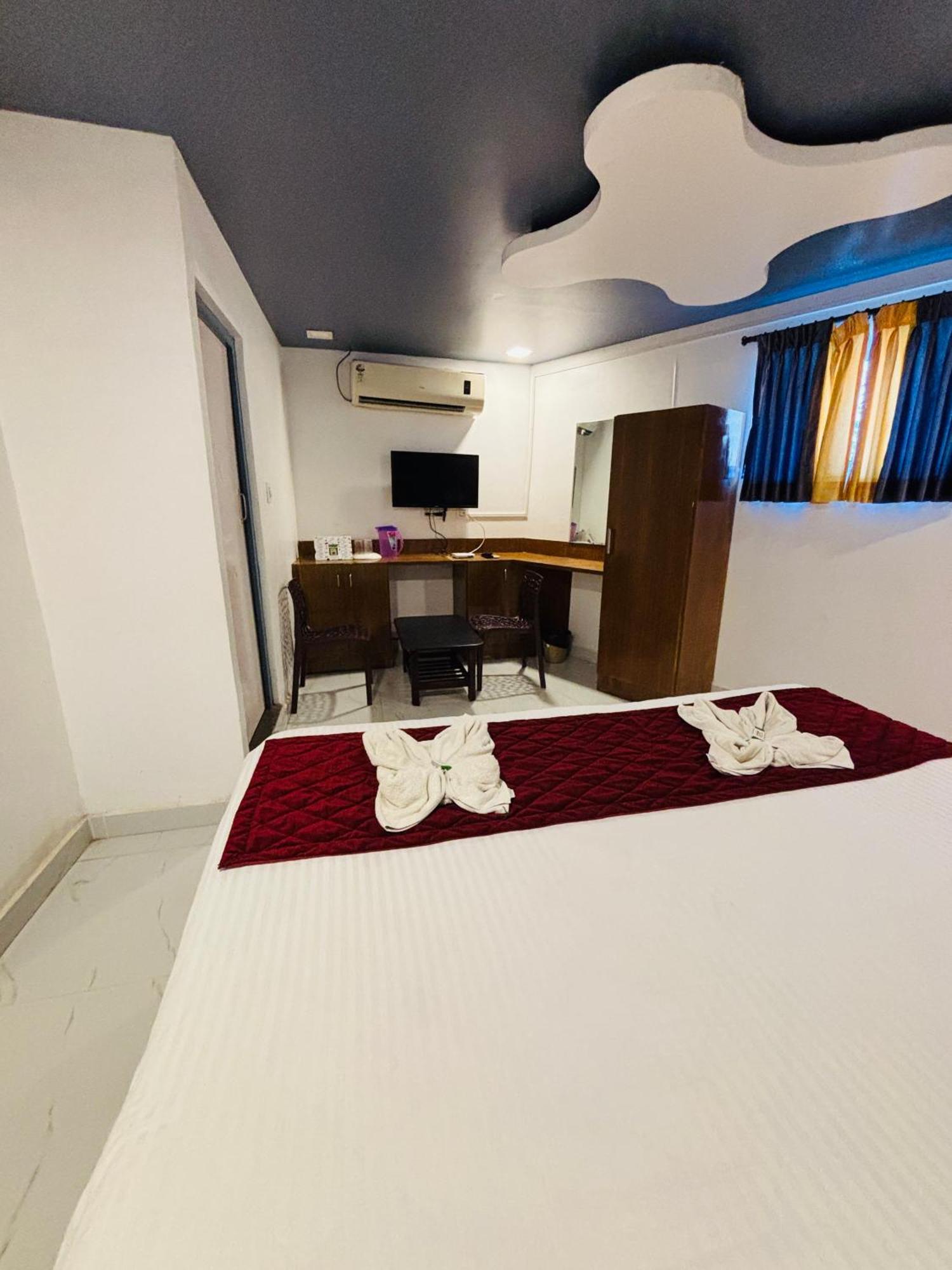 The Elite Beachview Pondicherry Esterno foto
