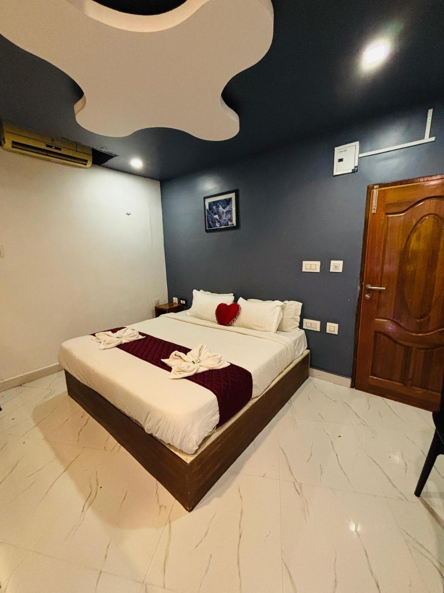 The Elite Beachview Pondicherry Esterno foto